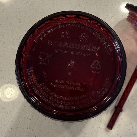 Starbucks Red Grande Tumbler - Picture 4 of 4